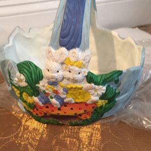 NWT vintage 1990s blue ceramic basket